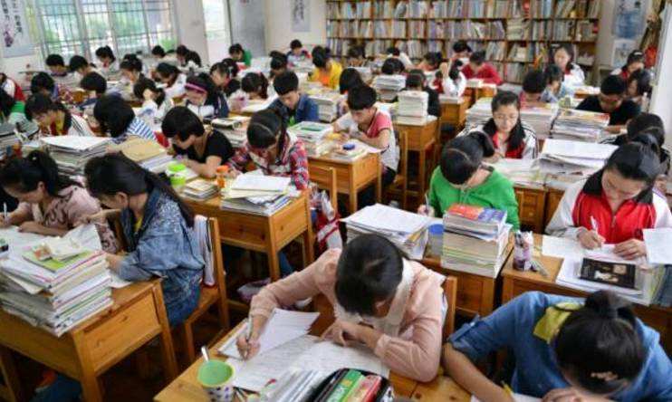 上海成人高考报名应该具备哪些条件